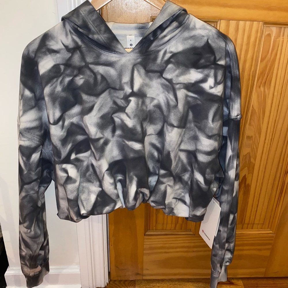 NWT Lululemon Bubble Hem Hoodie